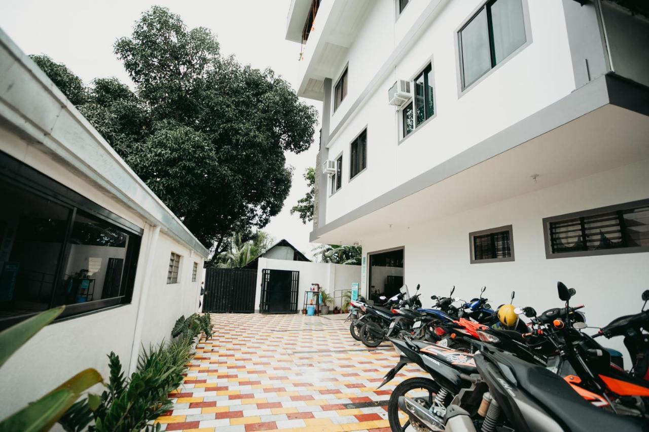 Kingswick Residences & Lodge Dumaguete City Exterior photo